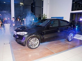 Презентация BMW X6, портфолио фотографа Сергея Рыжика, Rijik.ru